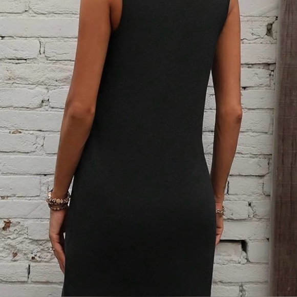 Banana Republic Black and White Patterned sleeveless stretchy Dress size Small - Picture 2 of 8